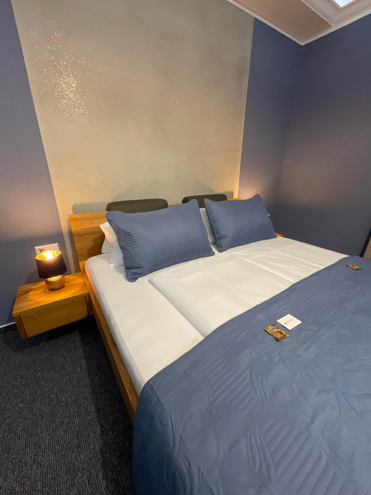 Hotel Residenz Luxury Apartments Metzingen  Eksteriør bilde